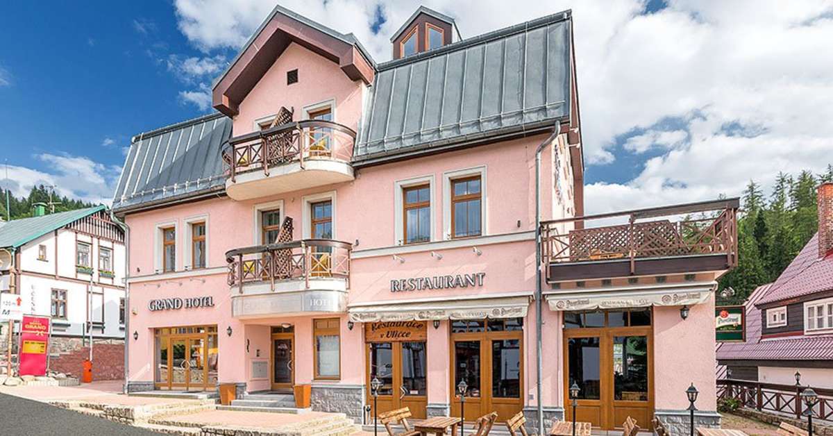 Een foto van een overzicht van Hotel Grand