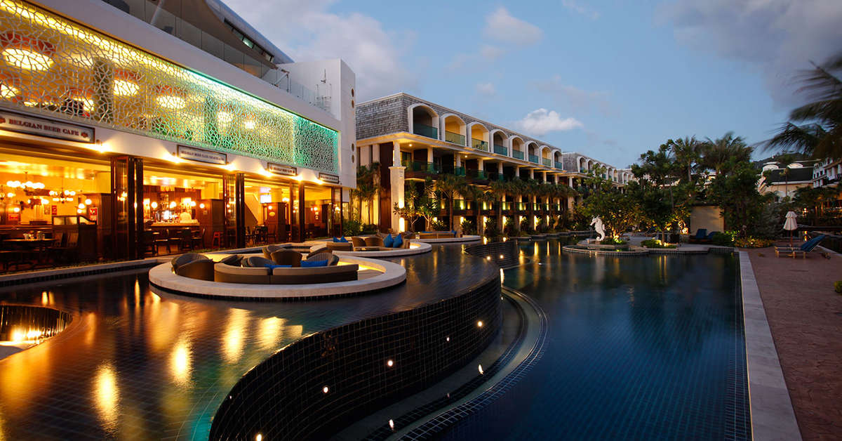 Een foto van het zwembad bij Phuket Graceland Resort & Spa