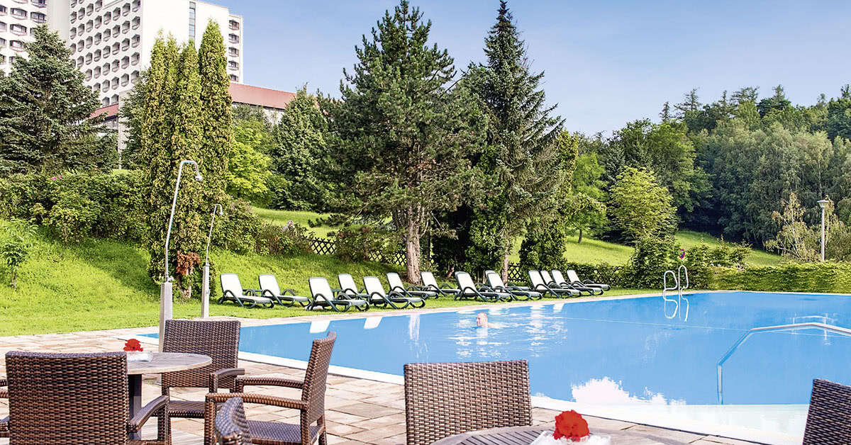 Een foto van het zwembad bij Ahorn Berghotel Friedrichroda