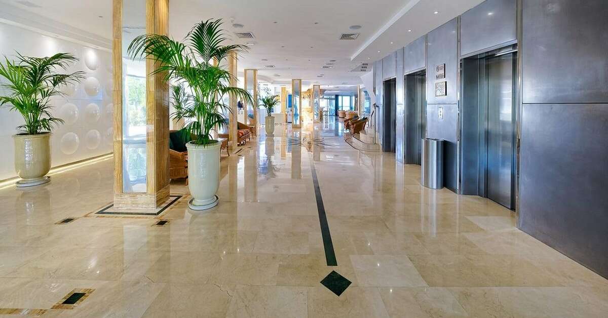 Een foto van het interieur van Bull Hotel Dorado Beach