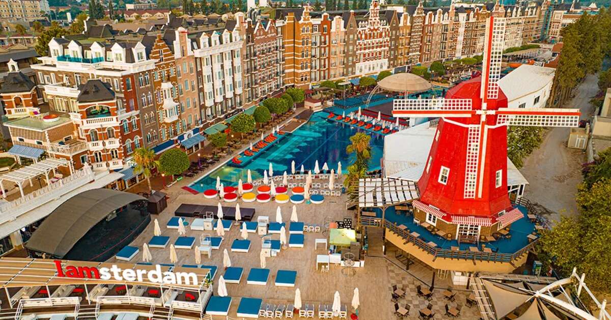 Een foto van het zwembad bij Orange County Kemer Resort Hotel