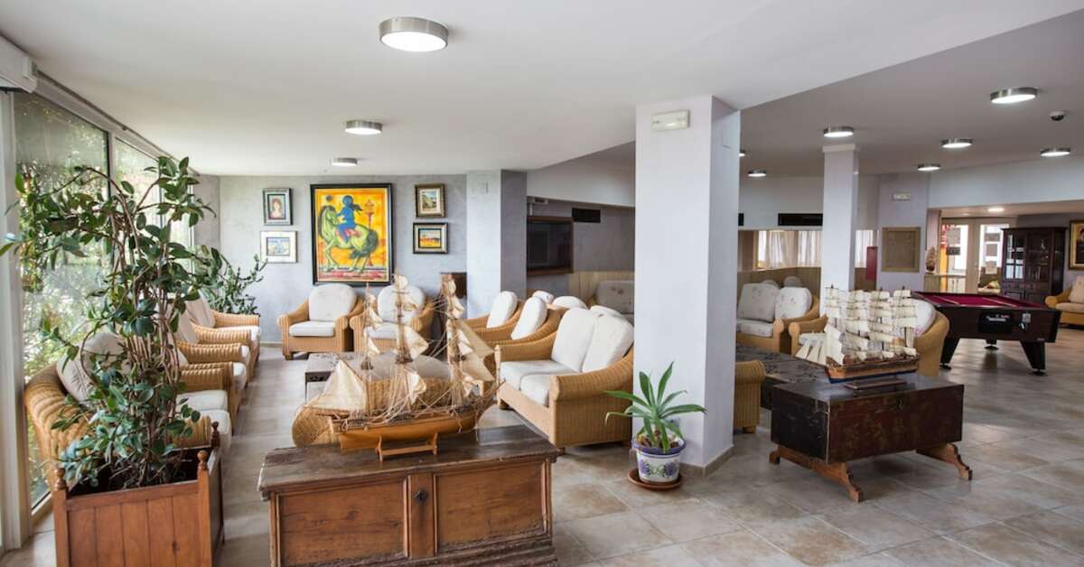 Een foto van het interieur van Hotel Alba Seleqtta