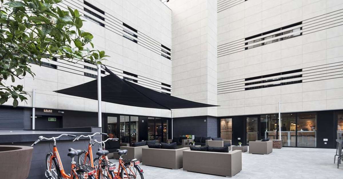 Een foto van de buitenkant van Andante Hotel