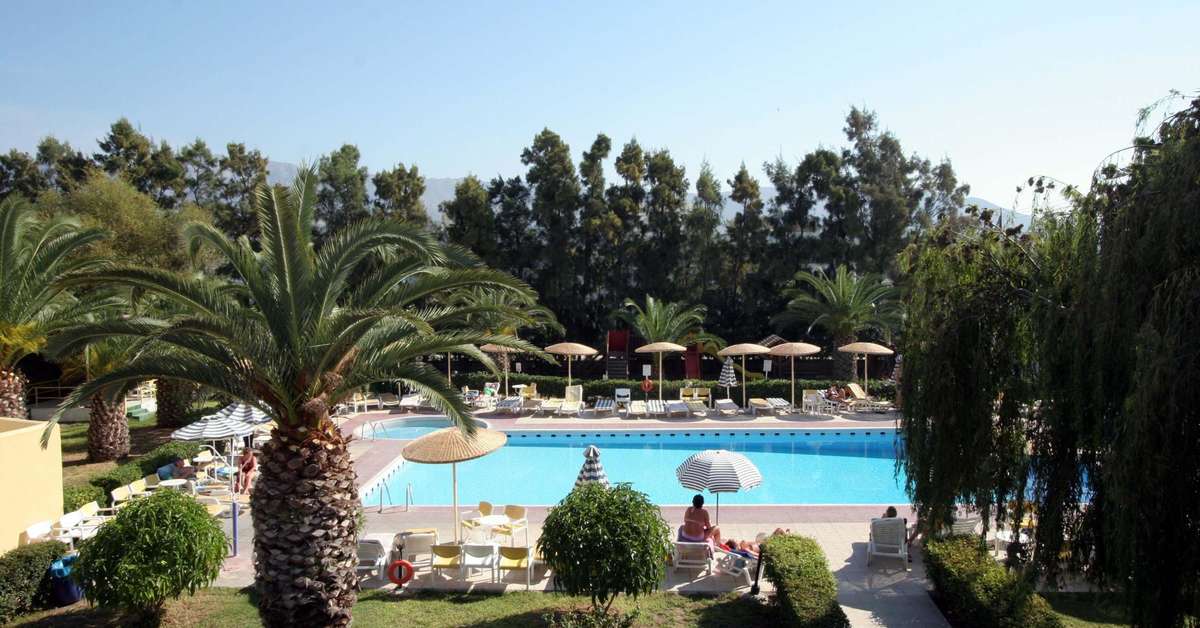 Een foto van het zwembad bij Aegean Bay Hotel