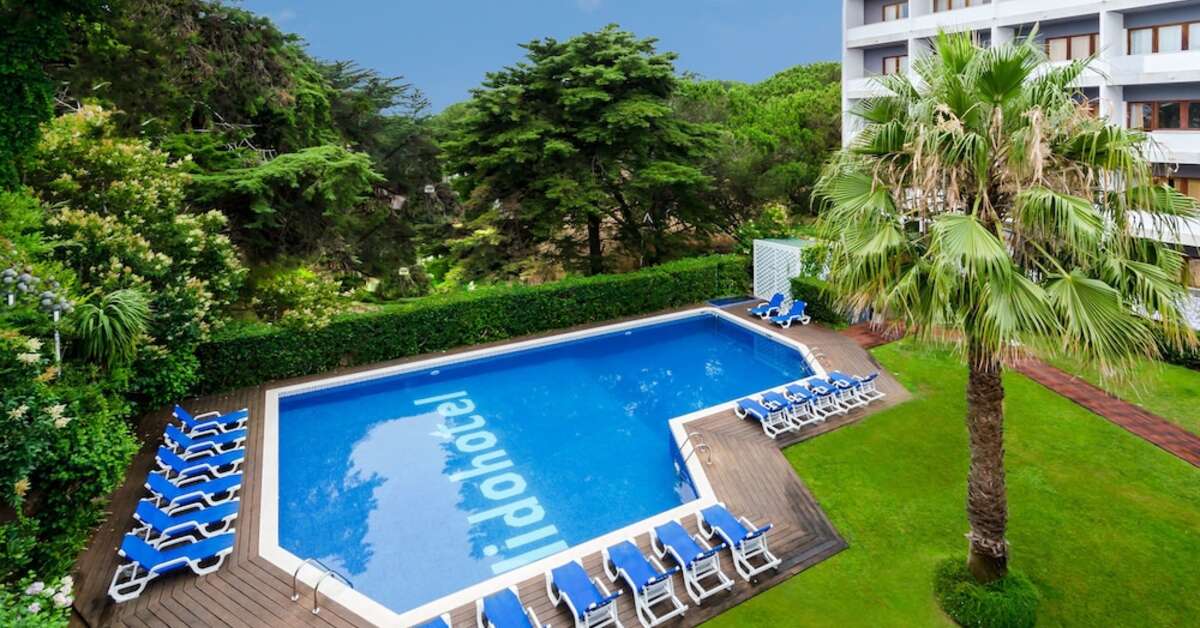 Een foto van het zwembad bij Hotel Lido