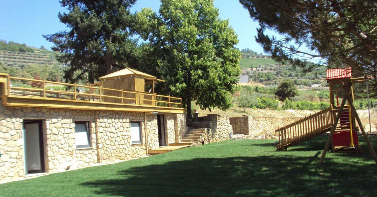 Een foto van de buitenkant van Douro Cister Hotel