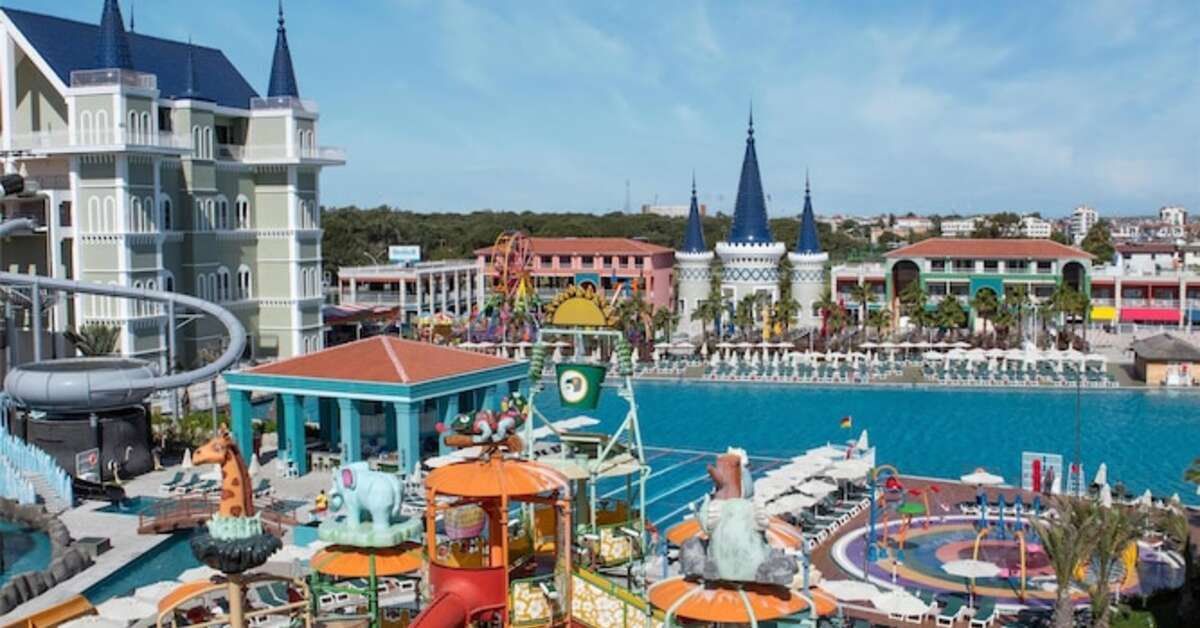 Een foto van het zwembad bij Granada Luxury Belek