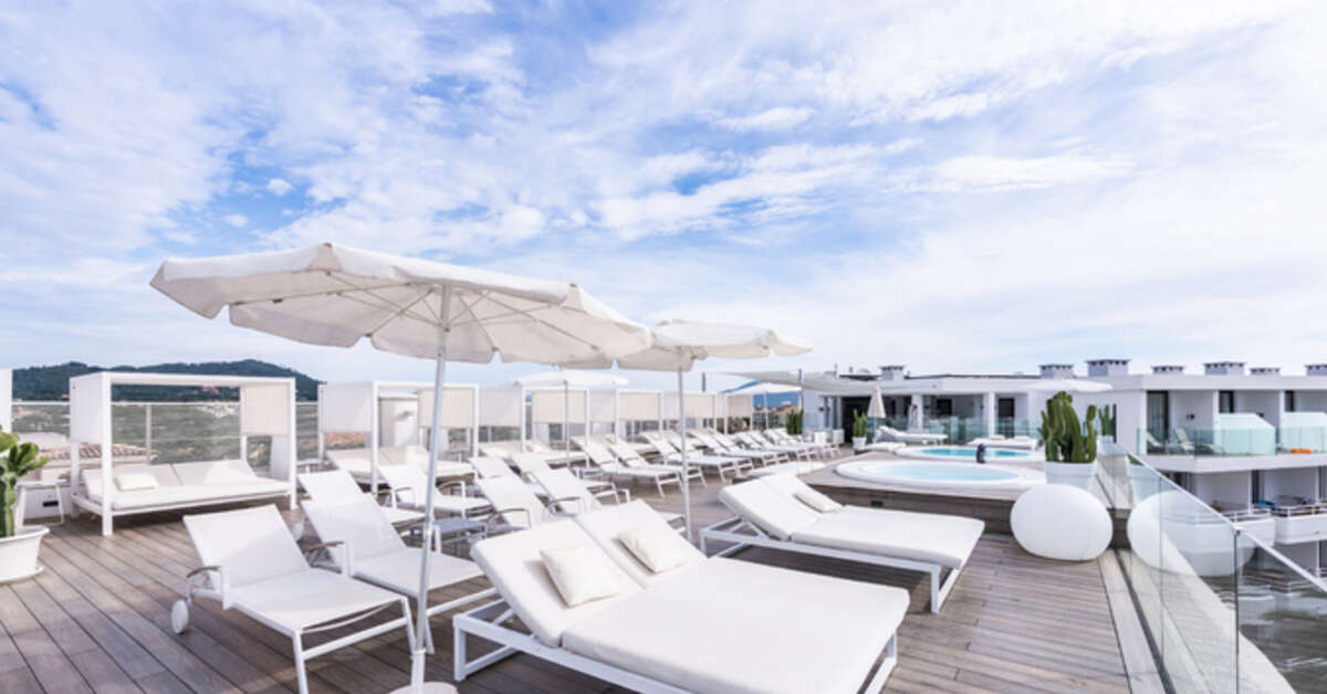 Een foto van het terras bij Marins Playa