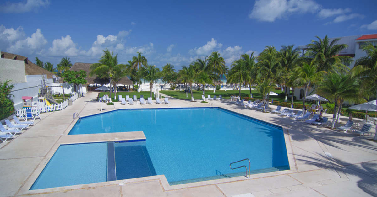 Ein Foto vom Pool im Beachscape Kin Ha Villas & Suites