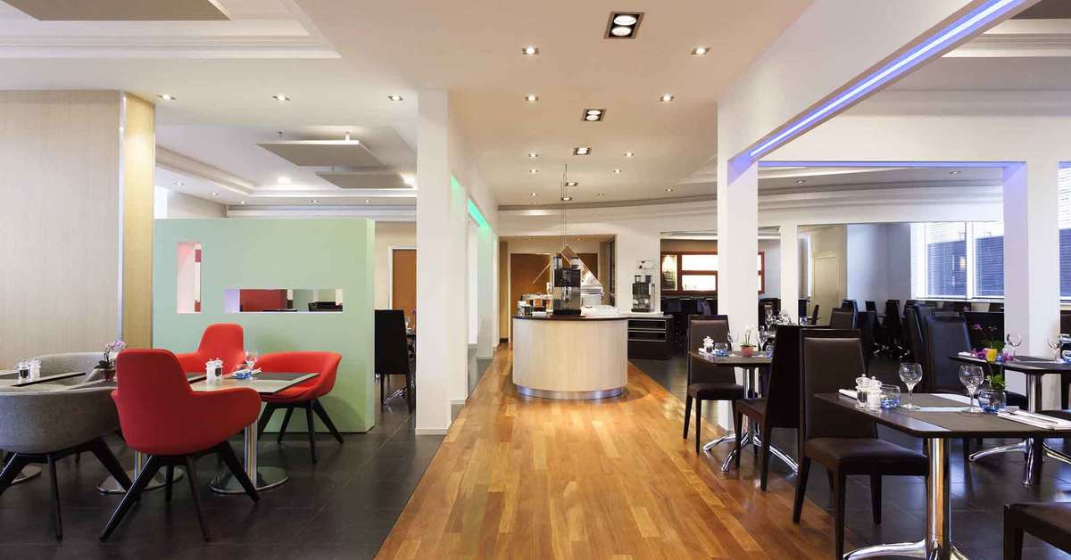 Een foto van de faciliteiten bij Novotel Paris 17