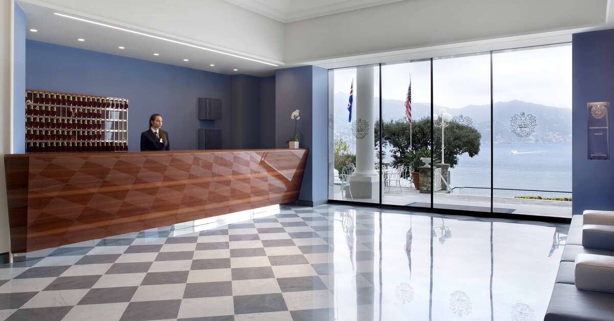 Een foto van het interieur van Grand Hotel Miramare