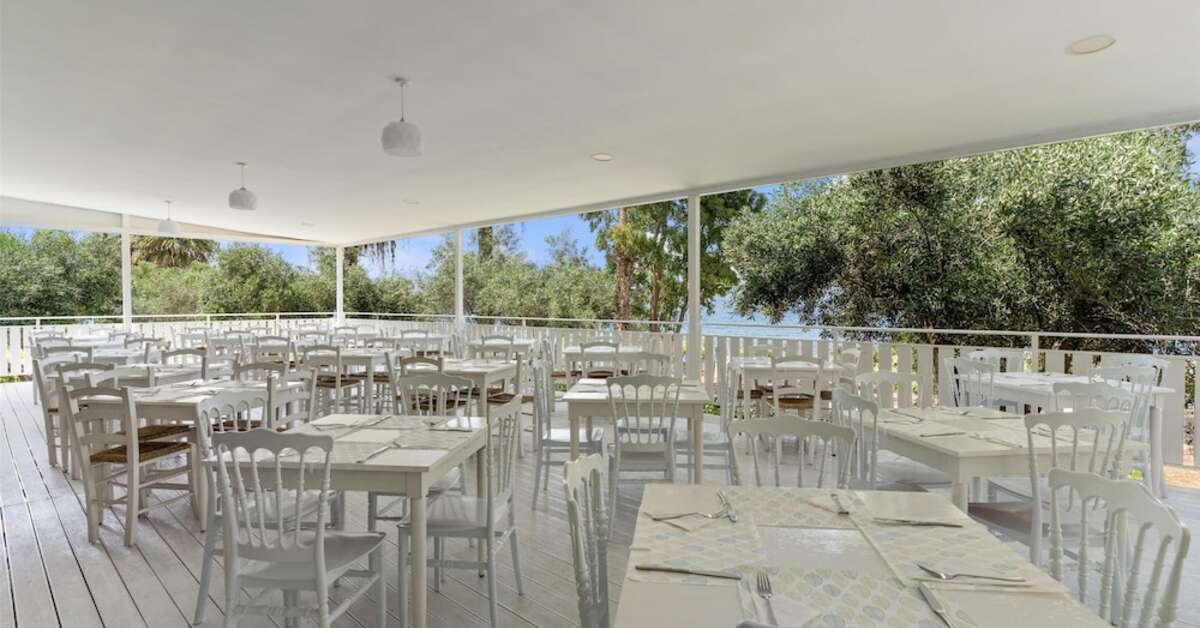 Een foto van Calamos Beach Hotel