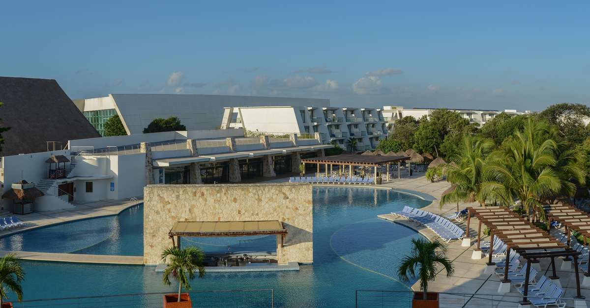 Een foto van het zwembad bij Grand Sirenis Riviera Maya Resort & Spa