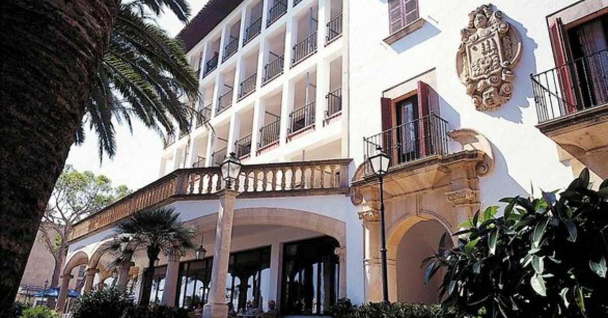 Ein Foto von der Außenansicht des Hotel Hoposa Uyal