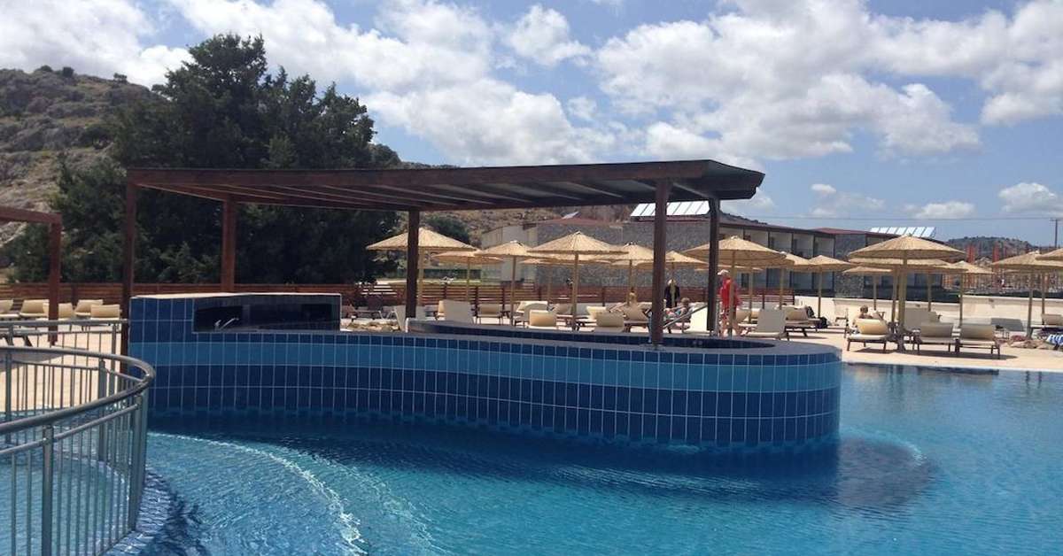 Ein Foto vom Pool im Anavadia Hotel