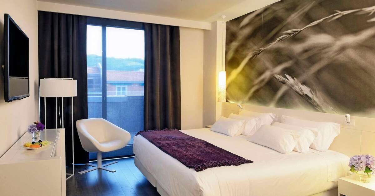 Een foto van NH Collection Villa de Bilbao