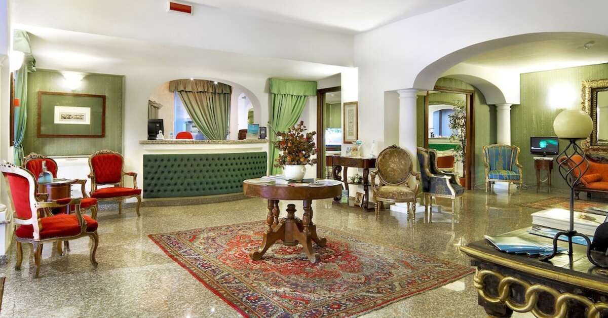 Een foto van het interieur van Colonna Palace Mediterraneo