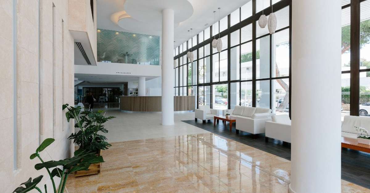 Een foto van het interieur van Bordoy Alcudia Bay