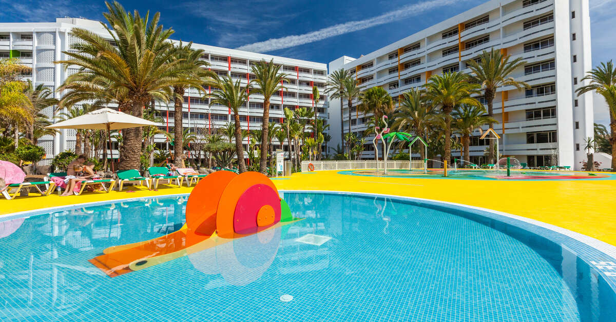 Een foto van het zwembad bij Abora Buenaventura by Lopesan Hotels