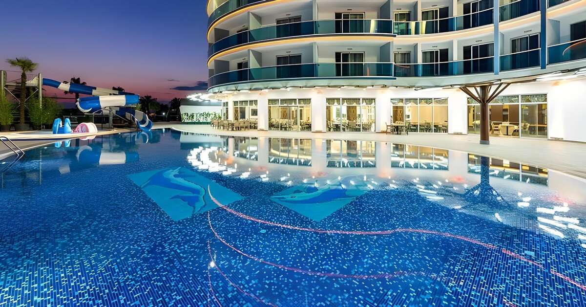 Een foto van het zwembad bij The Marilis Hill Resort Hotel & Spa