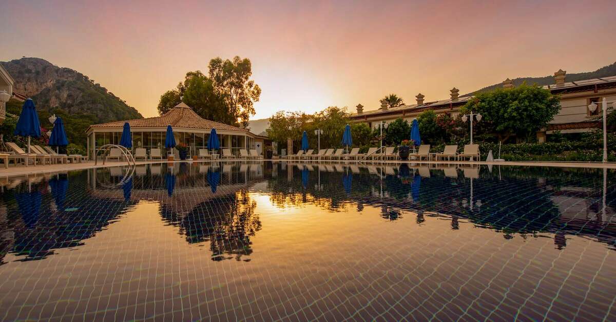Een foto van het zwembad bij Dalyan Resort Hotel