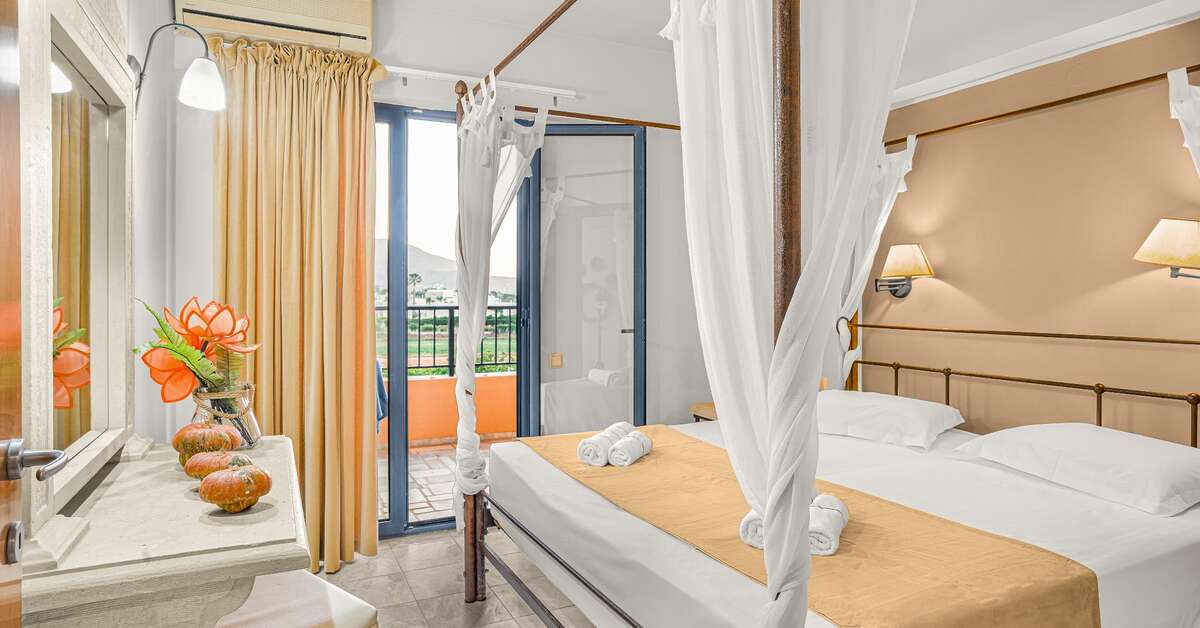 Ein Foto Golden Bay Hotel