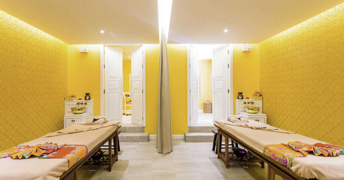 Een foto van de faciliteiten bij Proud Phuket Hotel