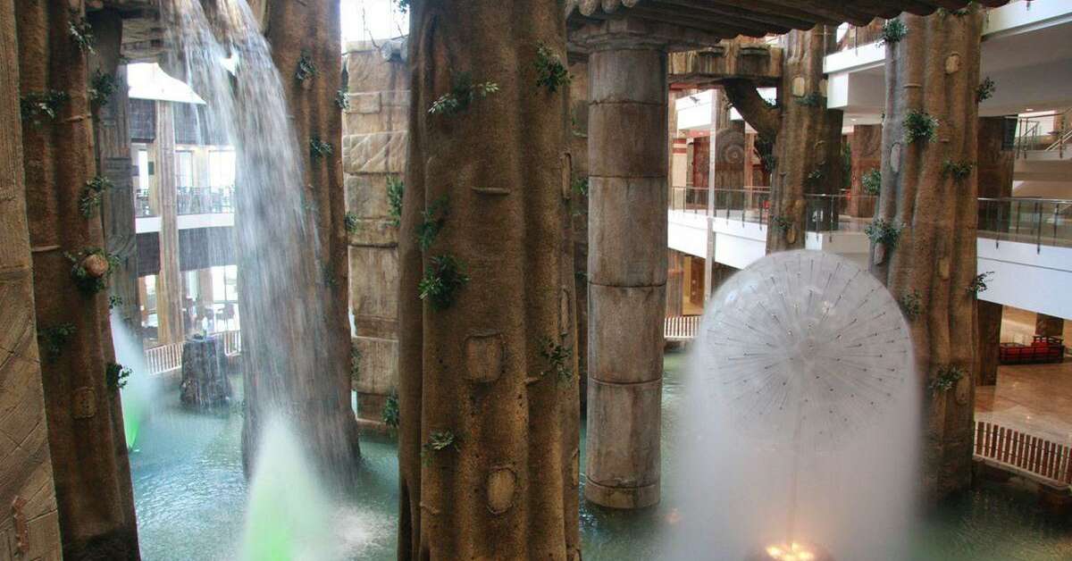 Een foto van het interieur van Holiday Polynesia Hotel