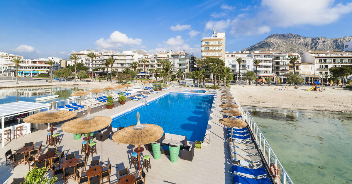 Een foto van het zwembad bij Hoposa Hotel Daina