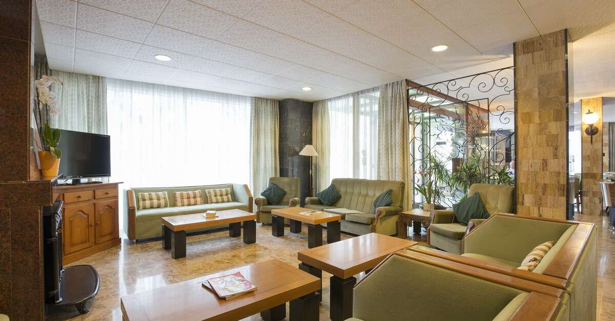Een foto van het interieur van Sultan Hotel