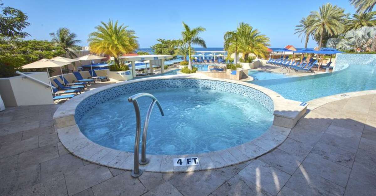 Een foto van Divi Little Bay Beach Resort