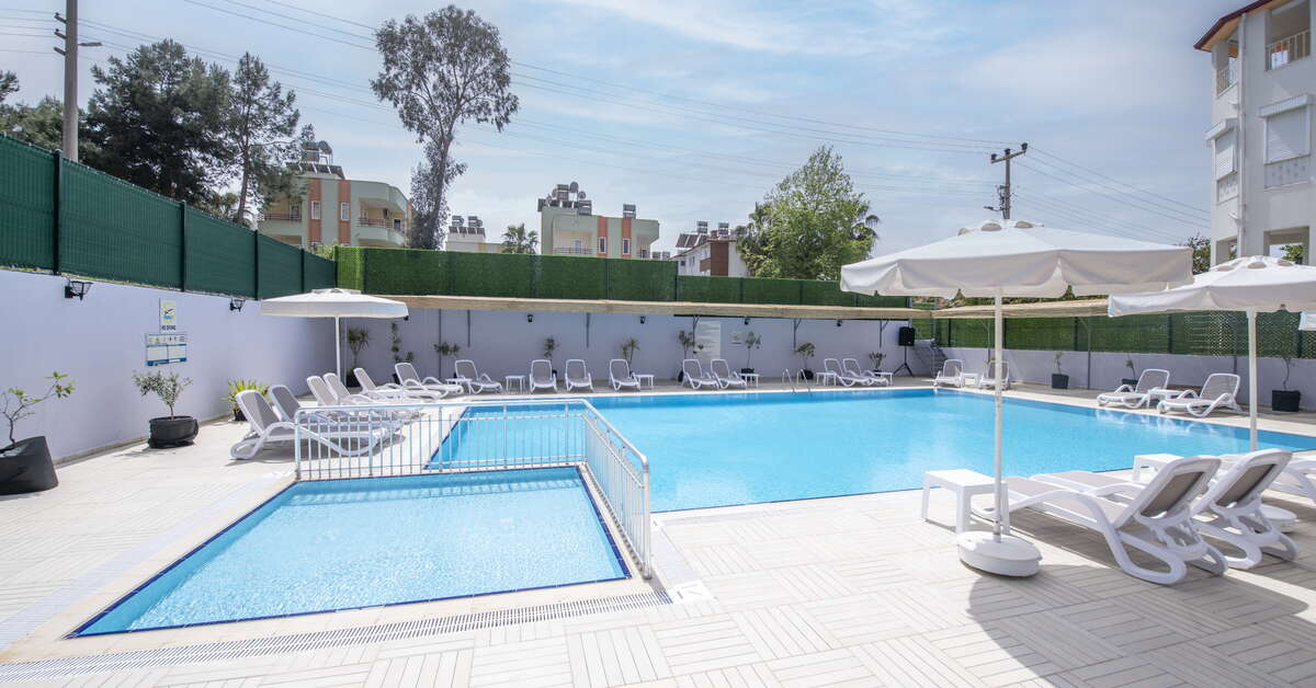 Ein Foto vom Pool im A Hotel Side
