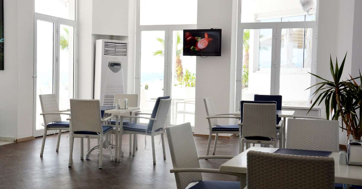 Een foto van de faciliteiten bij Jura Hotels Ada Beach