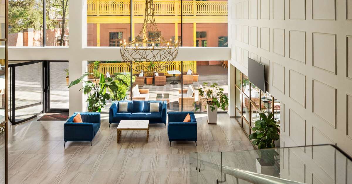Een foto van Ramada by Wyndham Tbilisi Old City