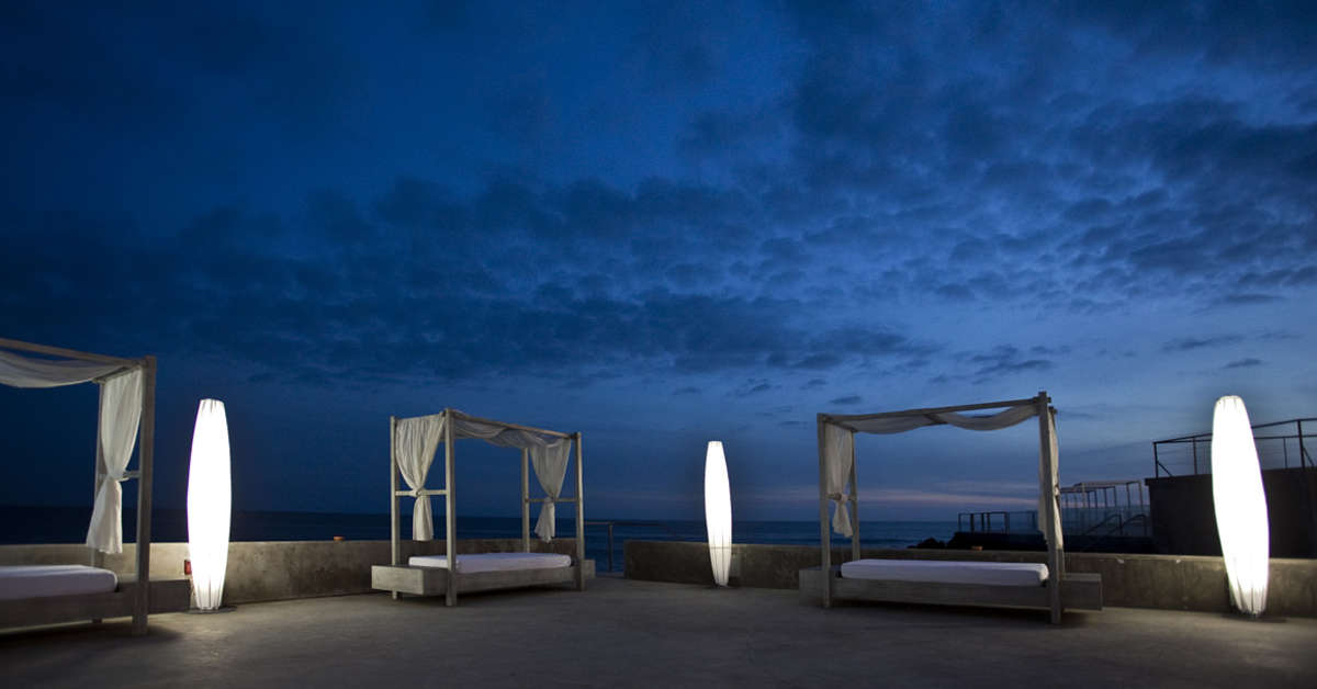 Een foto van de buitenkant van Farol Design Estalagem Hotel