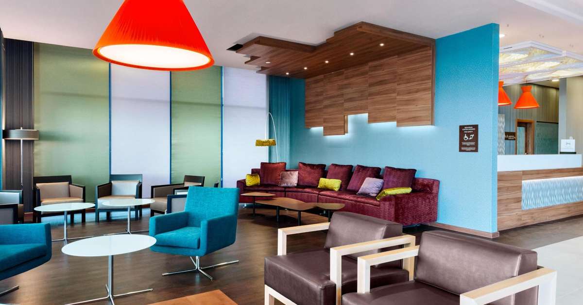 Een foto van het interieur van Hilton Garden Inn Sevilla