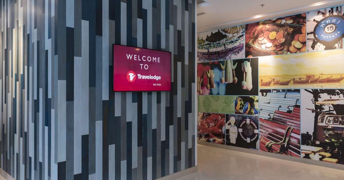 Een foto van het interieur van Travelodge Pattaya