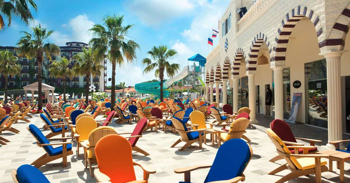 Een foto van het terras bij Selectum Family Resort Belek