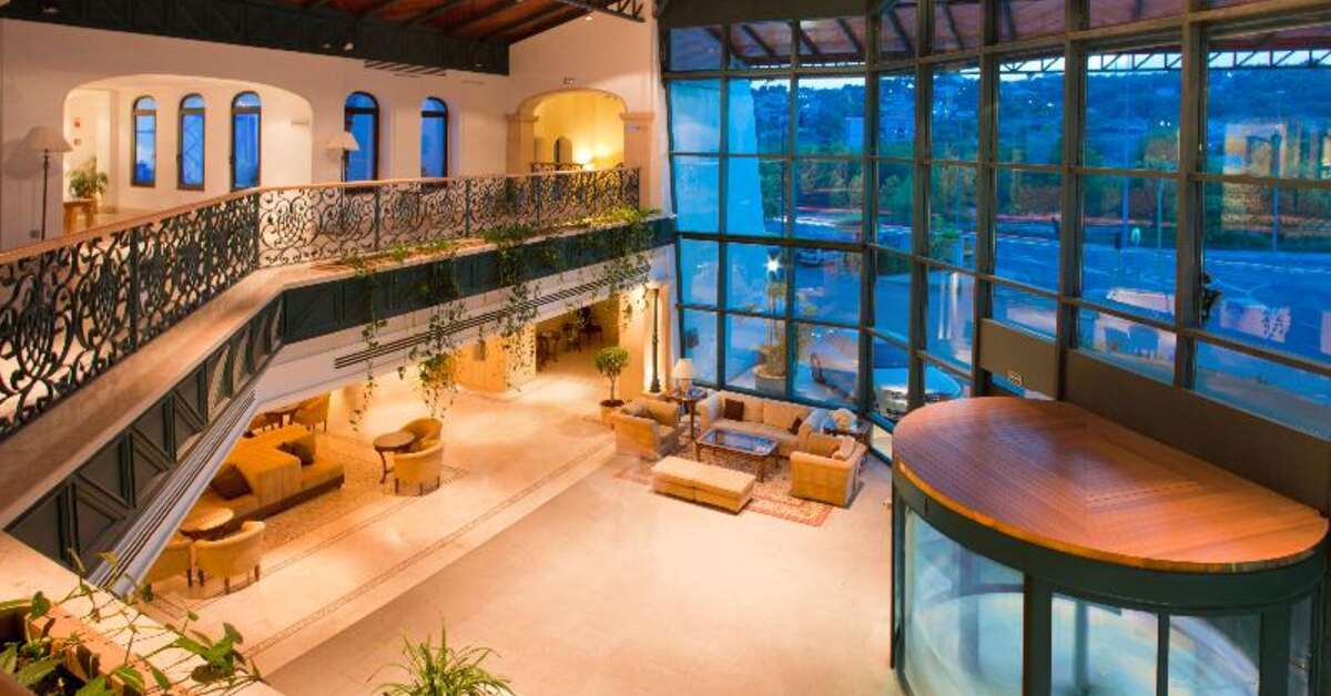 Een foto van het interieur van SH Villa Gadea
