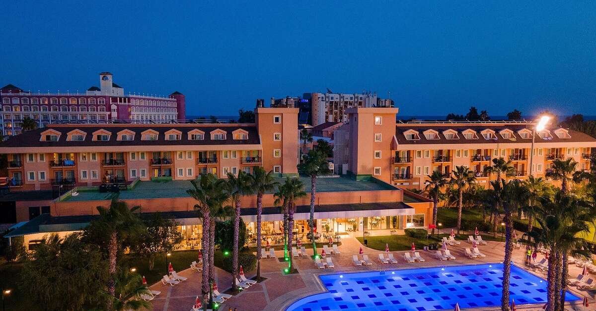 Een foto van het zwembad bij Viking Park Hotel & Spa