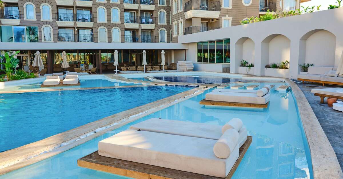 Een foto van het zwembad bij Laur Hotels Experience & Elegance