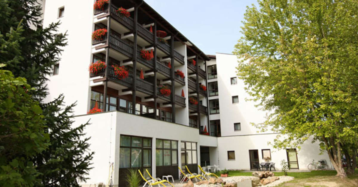 Een foto van de buitenkant van AktiVital Hotel