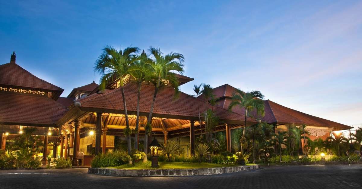 Een foto van de buitenkant van Prime Plaza Hotel Sanur