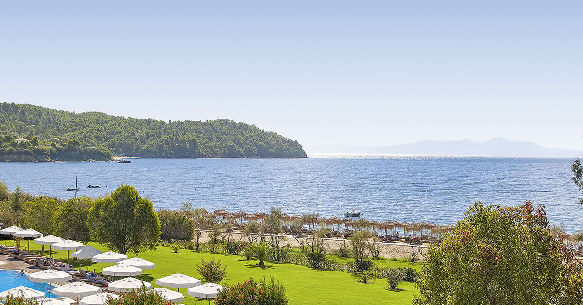 Een foto van het terras bij Princess Resort