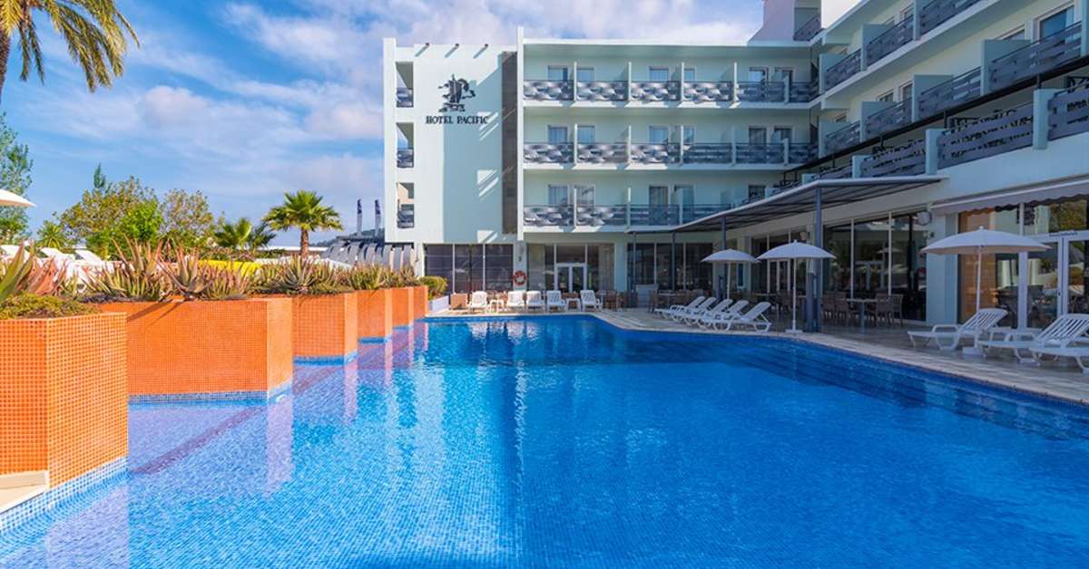 Een foto van een overzicht van AzuLine Hotel Pacific