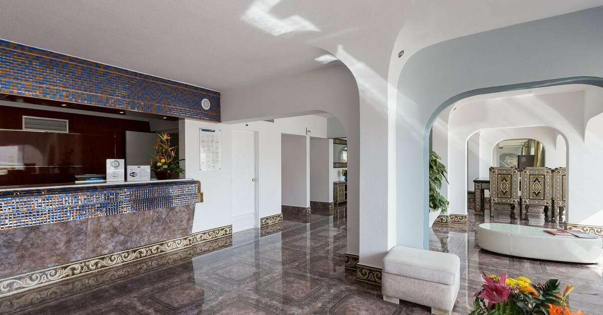 Een foto van het interieur van Grand Muthu Oura View Beach Club