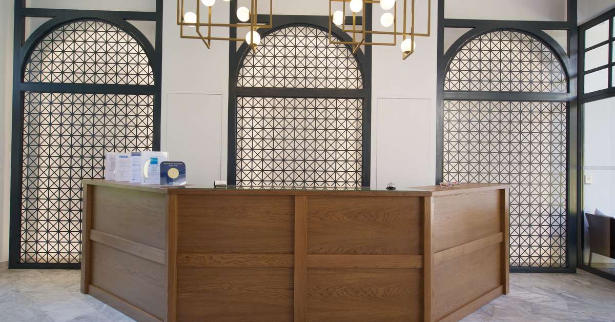 Een foto van het interieur van Mirabel City Center Hotel
