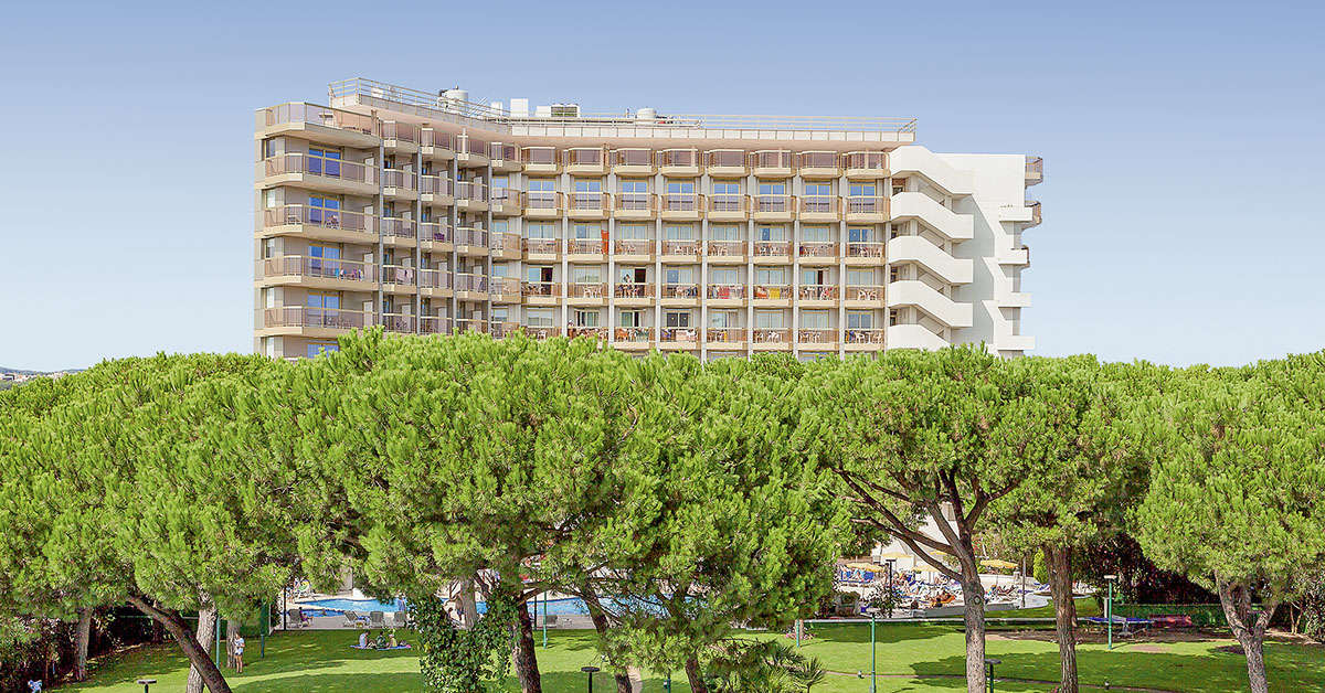 Een foto van de buitenkant van Hotel Beverly Park & Spa