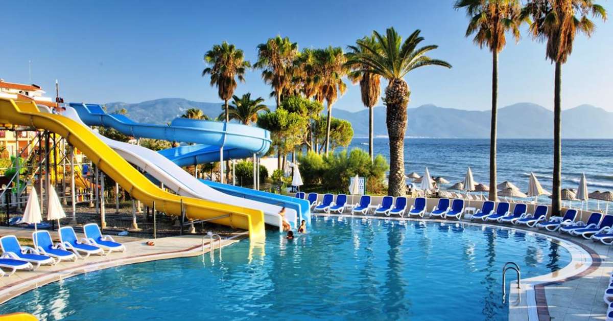 Een foto van het zwembad bij Ephesia Holiday Beach Club