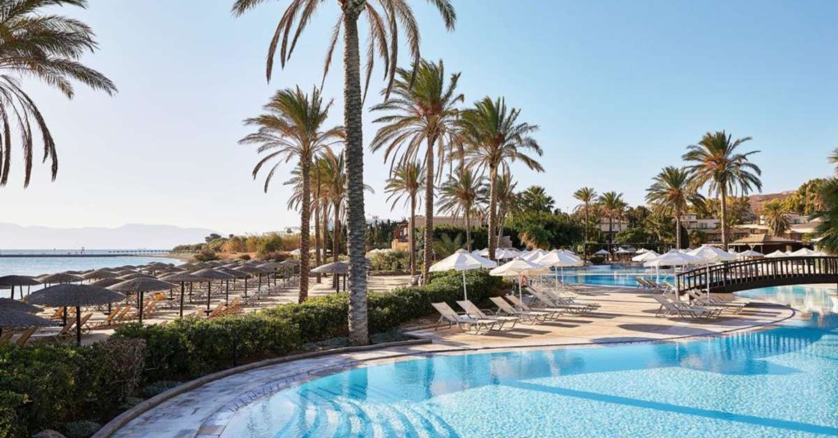 Een foto van het zwembad bij Grecotel Kos Imperial
